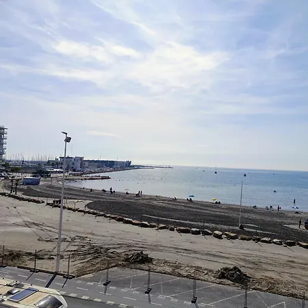 Front Sea *